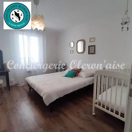 Grande Maison Au Coeur De St Georges D'oleron. Casa vacanze